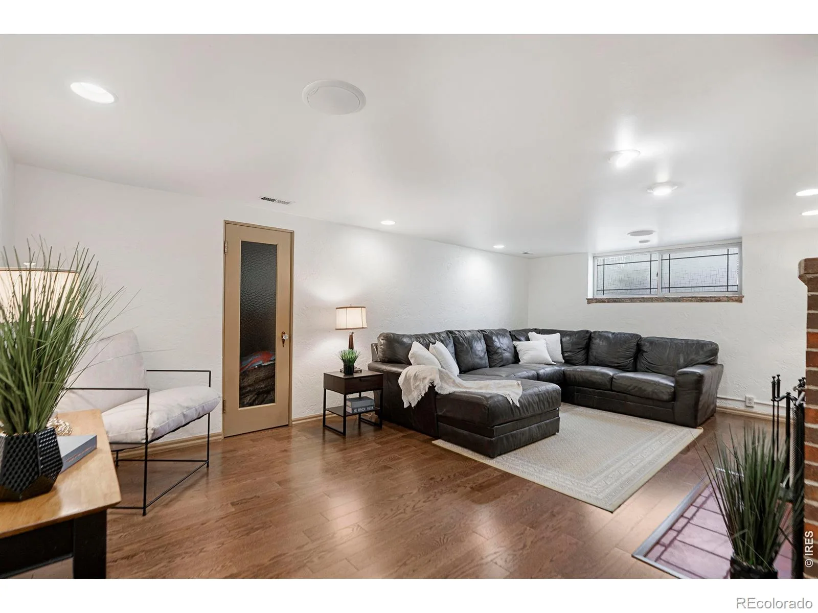 1090 Bonnie Brae Boulevard Denver CO 80209 | MLS #REC9779433 09232026091832 1600 22