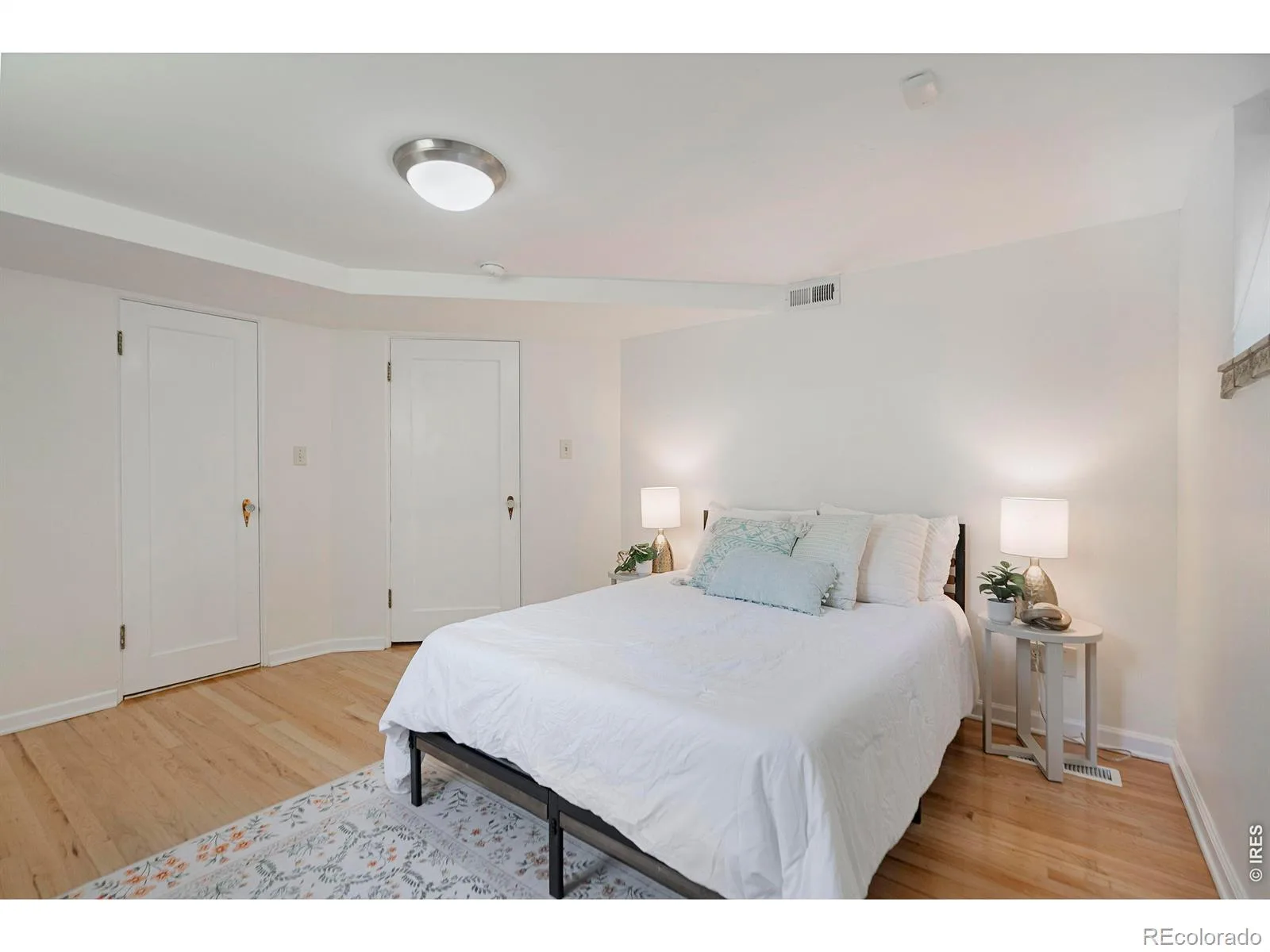 1090 Bonnie Brae Boulevard Denver CO 80209 | MLS #REC9779433 09232026091832 1600 28
