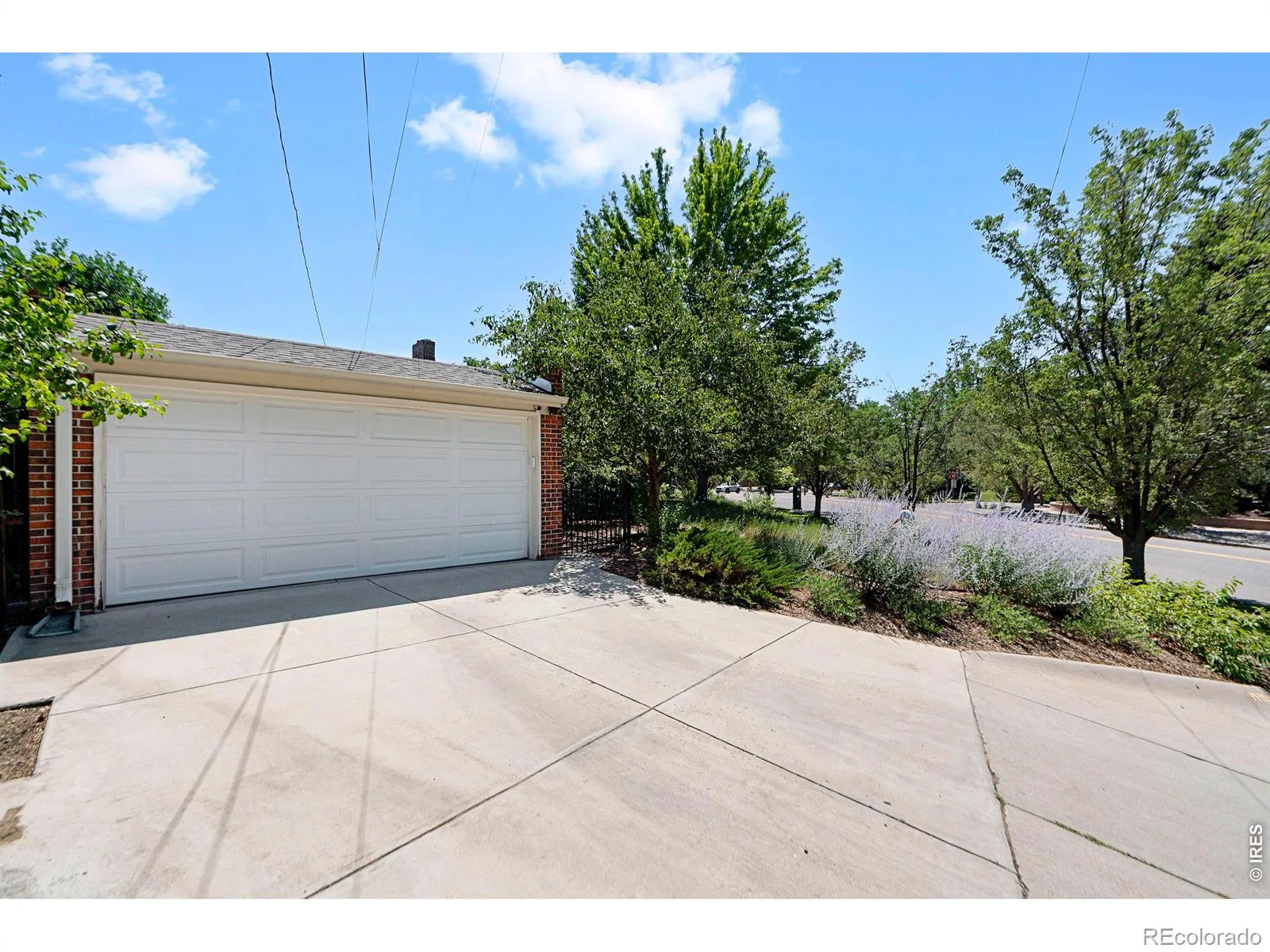 1090 Bonnie Brae Boulevard Denver CO 80209 | MLS #REC9779433 09232026091832 1600 30