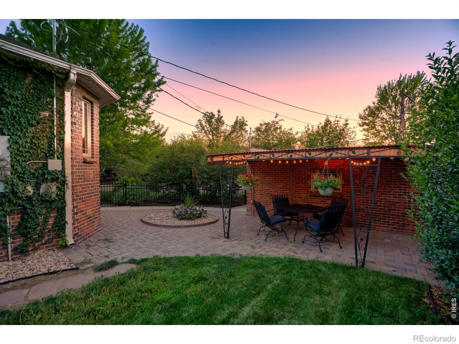 1090 Bonnie Brae Boulevard Denver CO 80209 | MLS #REC9779433 09232026091832 1600 32