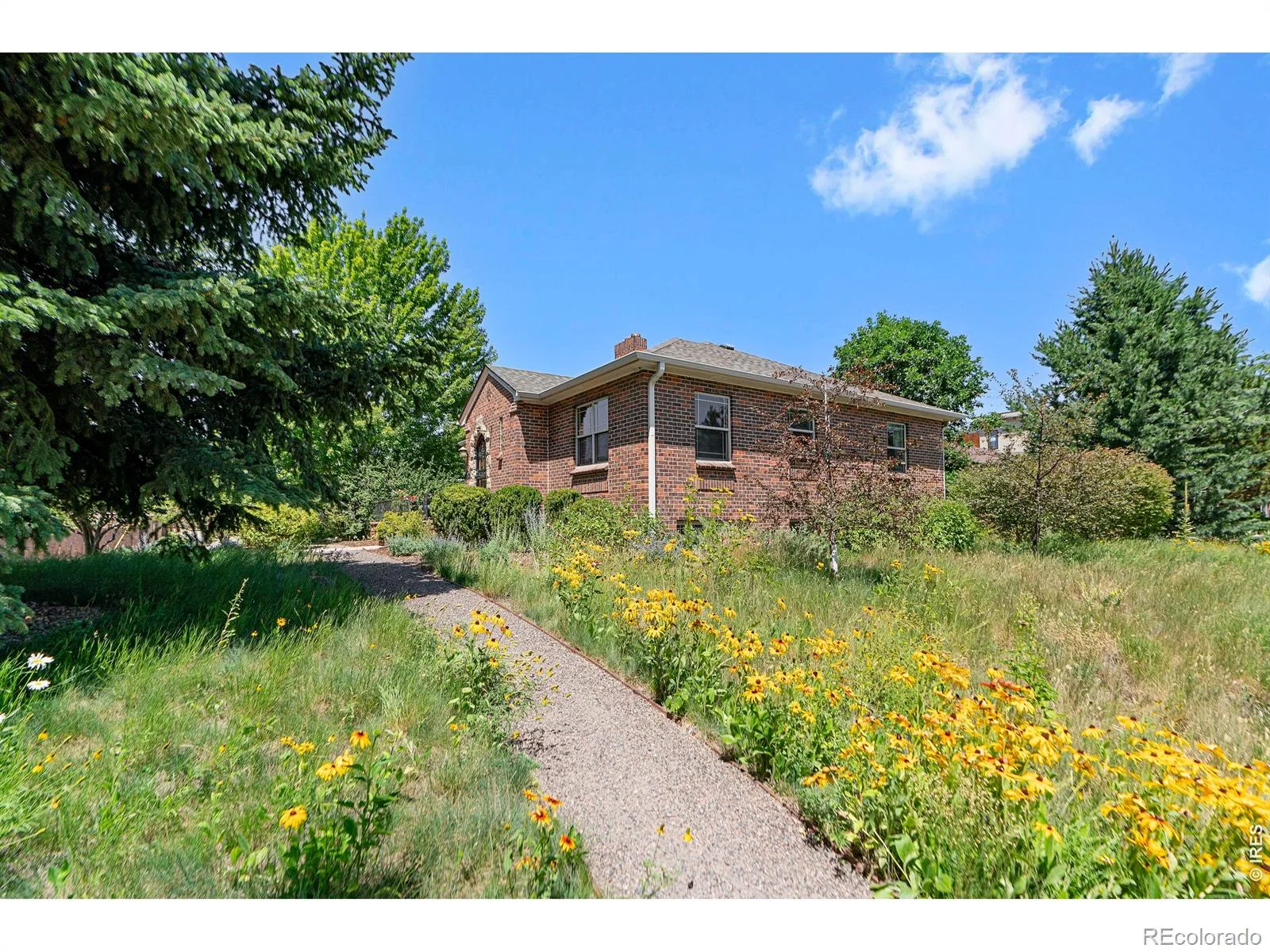 1090 Bonnie Brae Boulevard Denver CO 80209 | MLS #REC9779433 09232026091832 1600 37