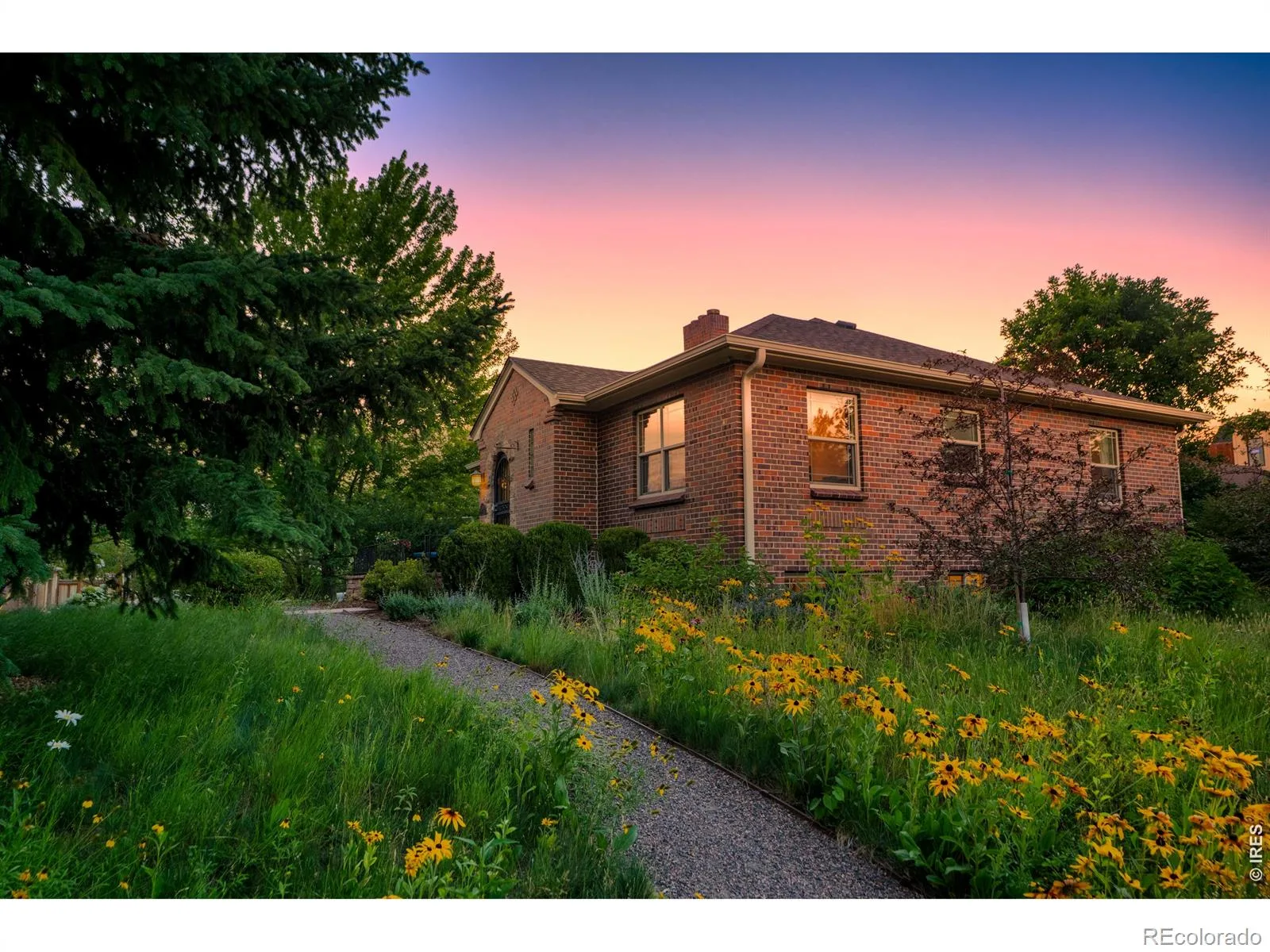 1090 Bonnie Brae Boulevard Denver CO 80209 | MLS #REC9779433 09232026091832 1600 38
