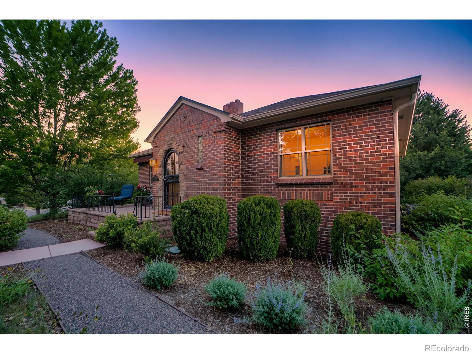 1090 Bonnie Brae Boulevard Denver CO 80209 | MLS #REC9779433 09232026091832 1600 39