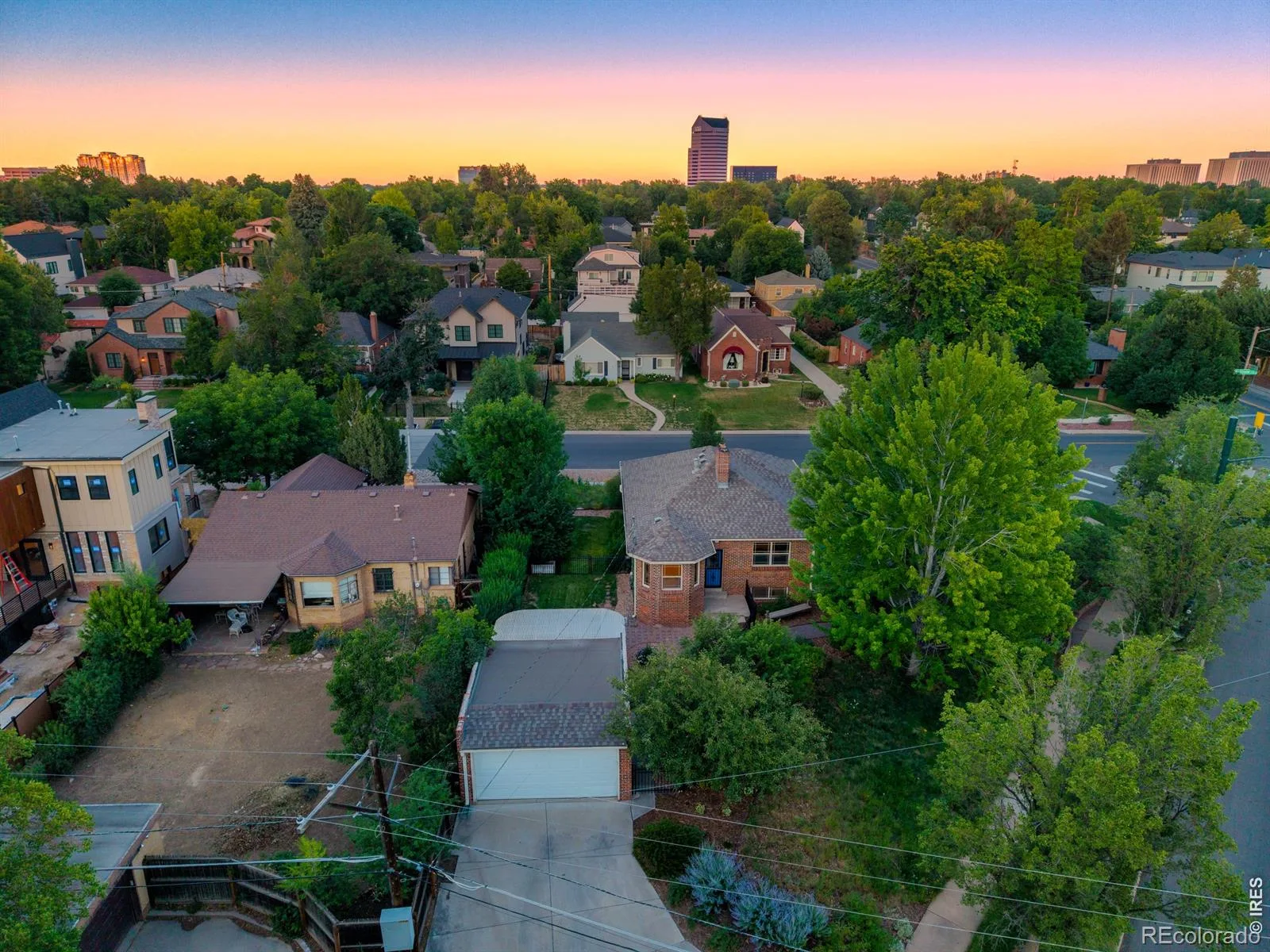 1090 Bonnie Brae Boulevard Denver CO 80209 | MLS #REC9779433 09232026091832 1600 43