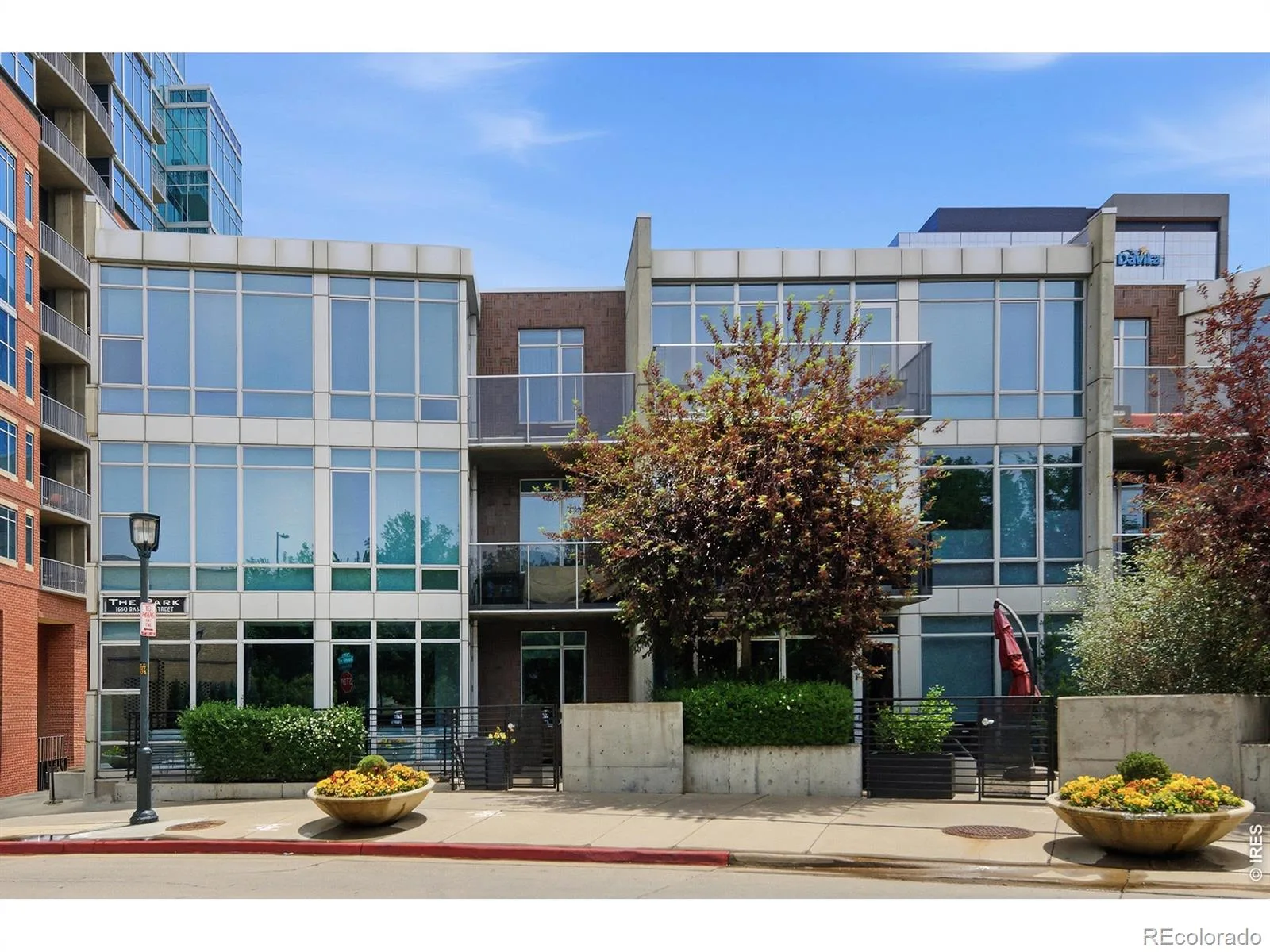 1690 Bassett Street #12 Denver CO 80202 | MLS #RECIR1069065 09232026100354 1600 37