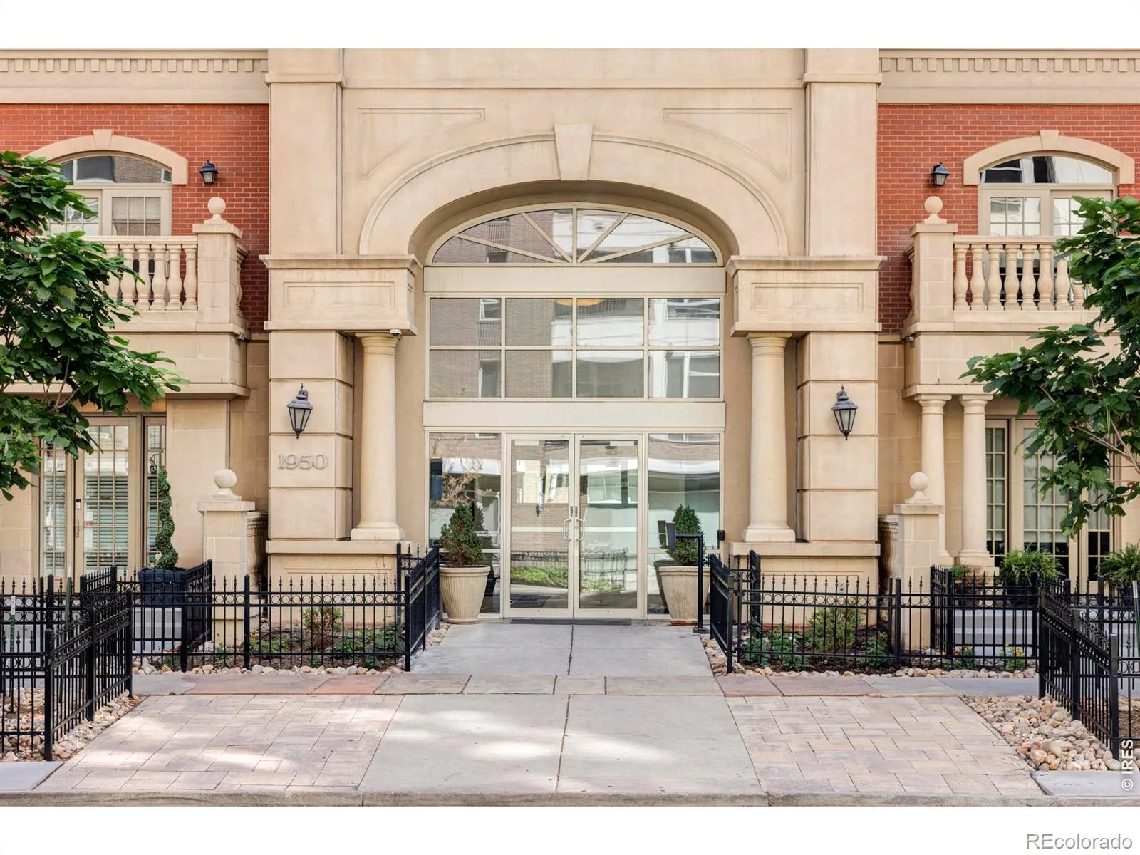 1950 N Logan Street #1013 Denver CO 80203 | MLS #RECIR1069269 09232026221918 1600 19