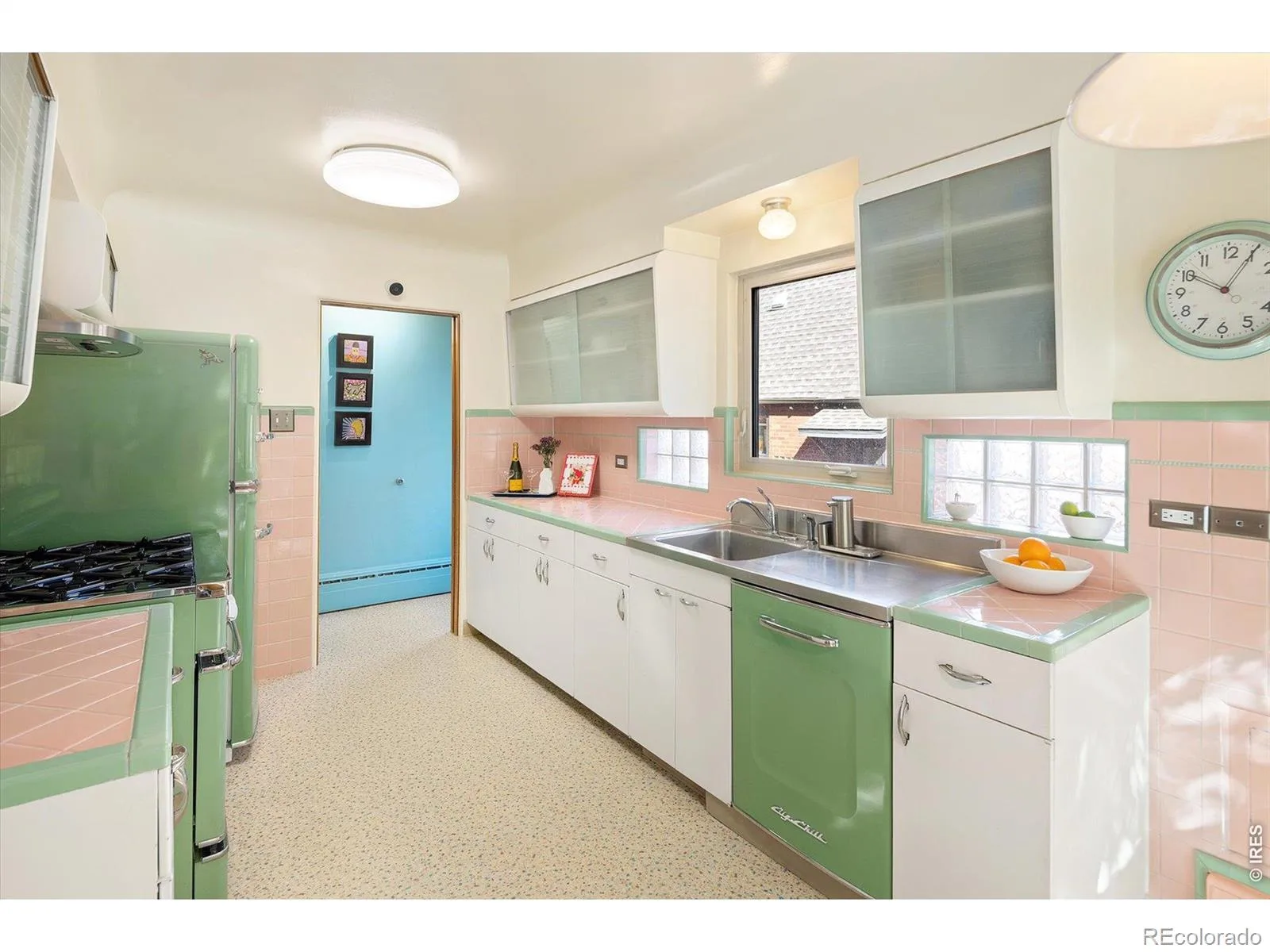 665 Ivy Street Denver CO 80220 | MLS #RECIR1069684 10162026013340 1600 18