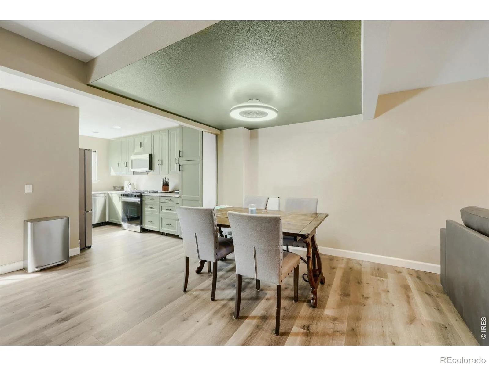 15648 E Mexico Avenue Aurora CO 80017 | MLS #RECIR1069986 10082026003917 1600 6