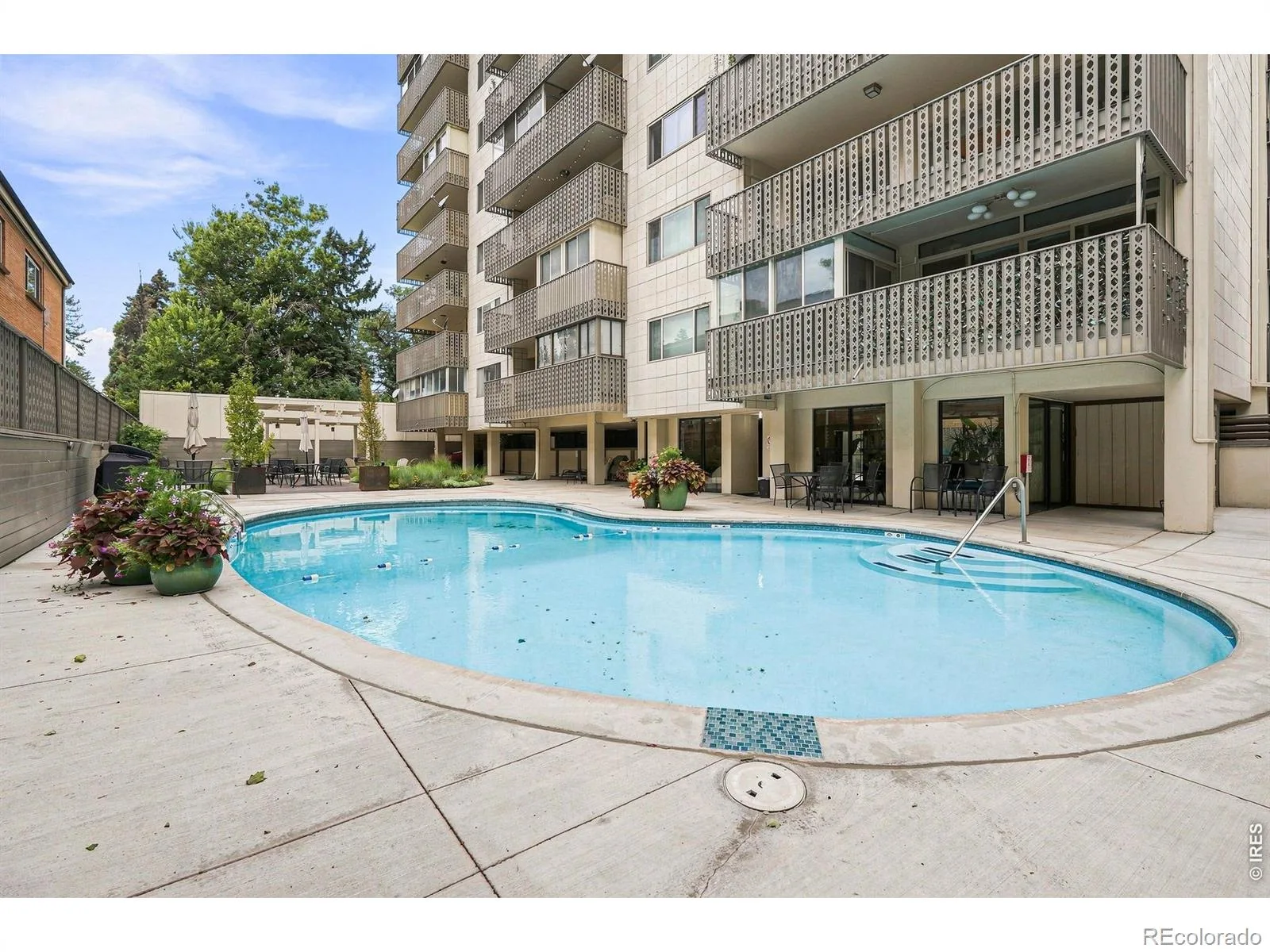 1223 N Race Street #303 Denver CO 80206 | MLS #RECIR1070386 10092026223752 1600 44