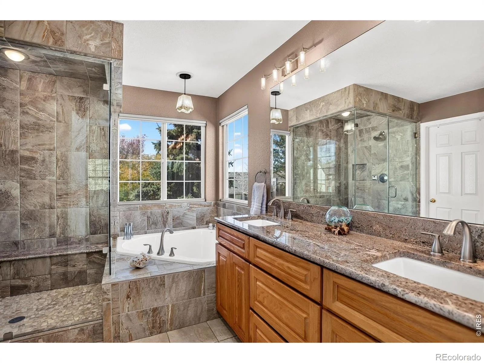 5743 S Genoa Court Aurora CO 80015 | MLS #RECIR1070821 10172026222951 1600 22